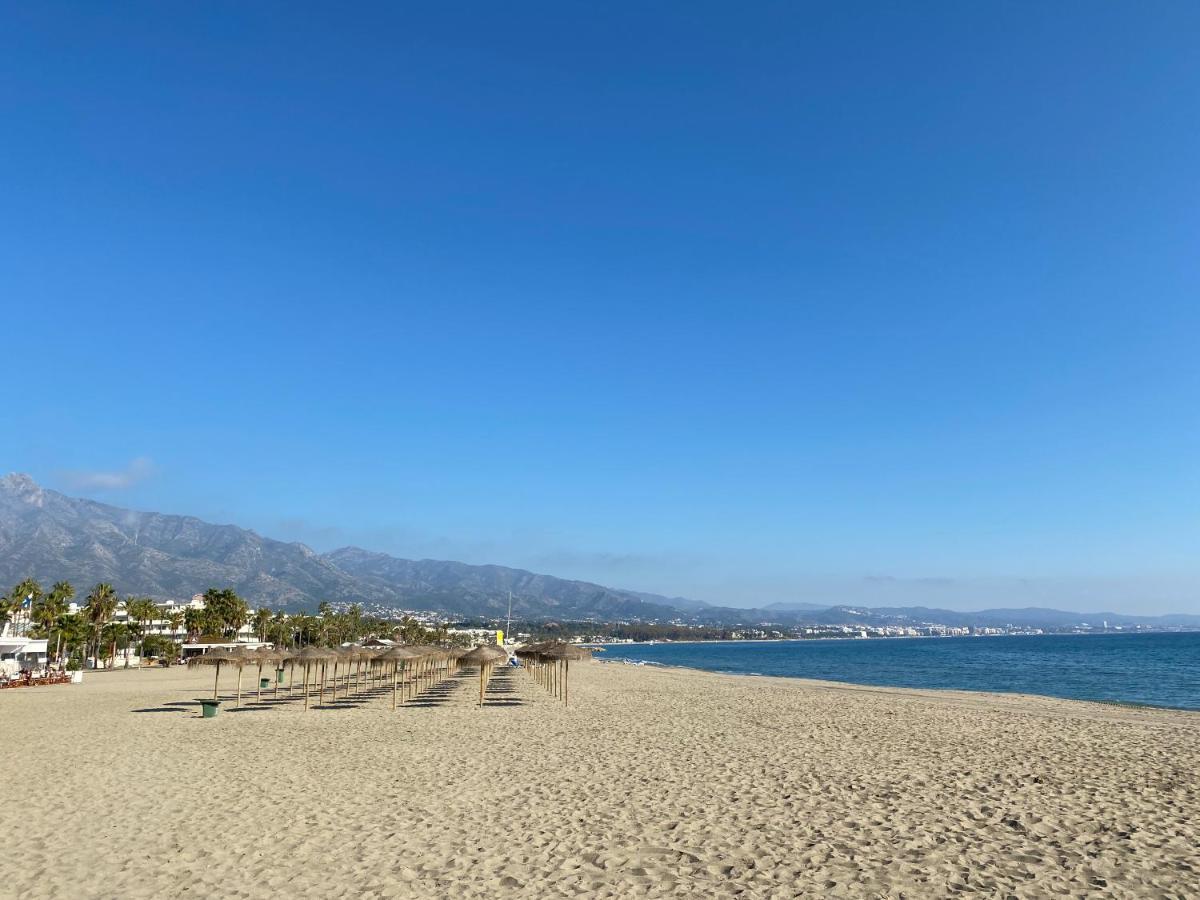 Frontline Beach & Sea Views - 2 Bedrooms - 2 Bathrooms - Puerto Banus Apartment Marbella Exterior photo